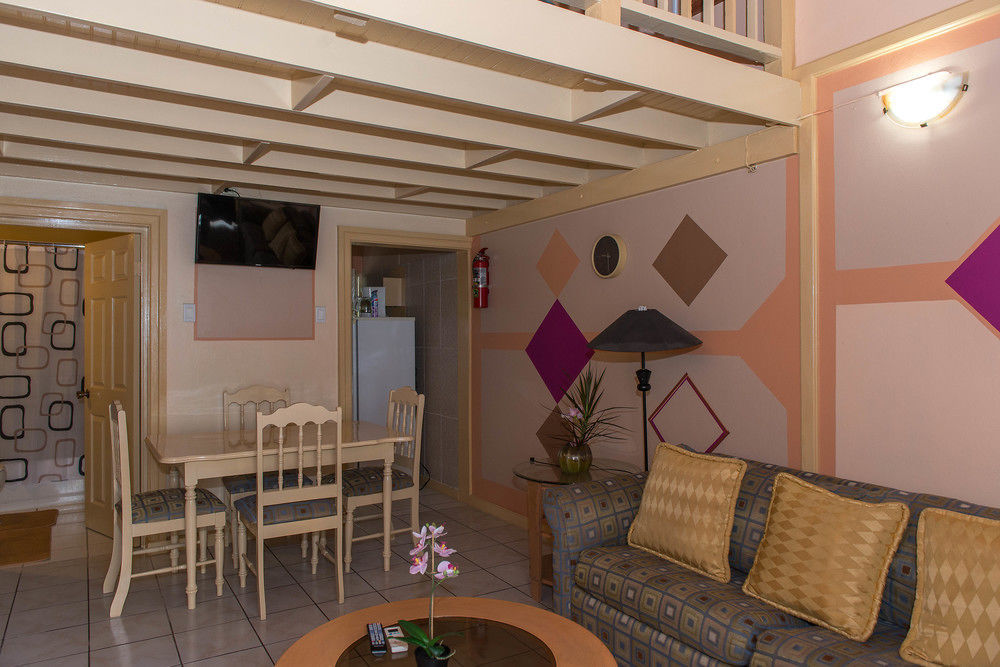 Tropical Court Inn New Kingston Buitenkant foto